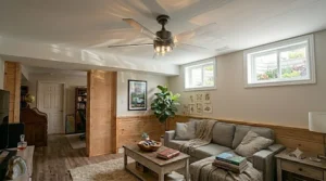 A bilingual English and French infographic detailing maintenance tips for a ceiling fan for high humidity basement mildew prevention.